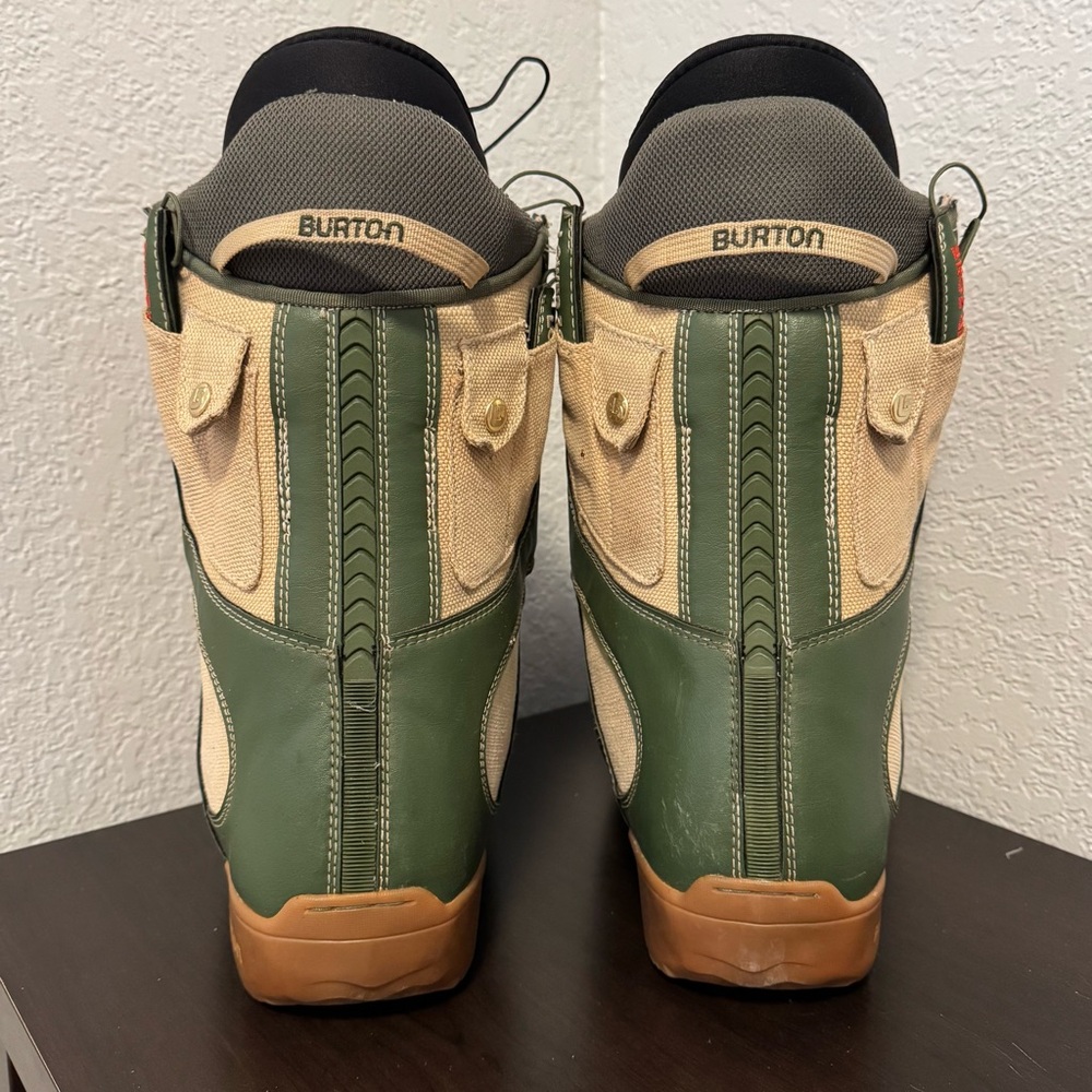 Burton Ruler Green and Tan Snowboard Boots - Picture 7 of 9